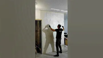 Шёлк, песок и золотые полоски 😉 #декоративнаяштукатурка